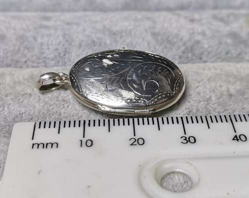 Discount!!! Silver Locket Pendant