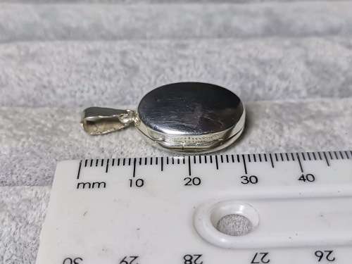 Discount!!! Silver Locket Pendant