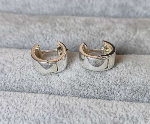 Cute Silver Hoop Earrings
