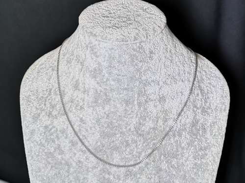 Thin Silver Chain