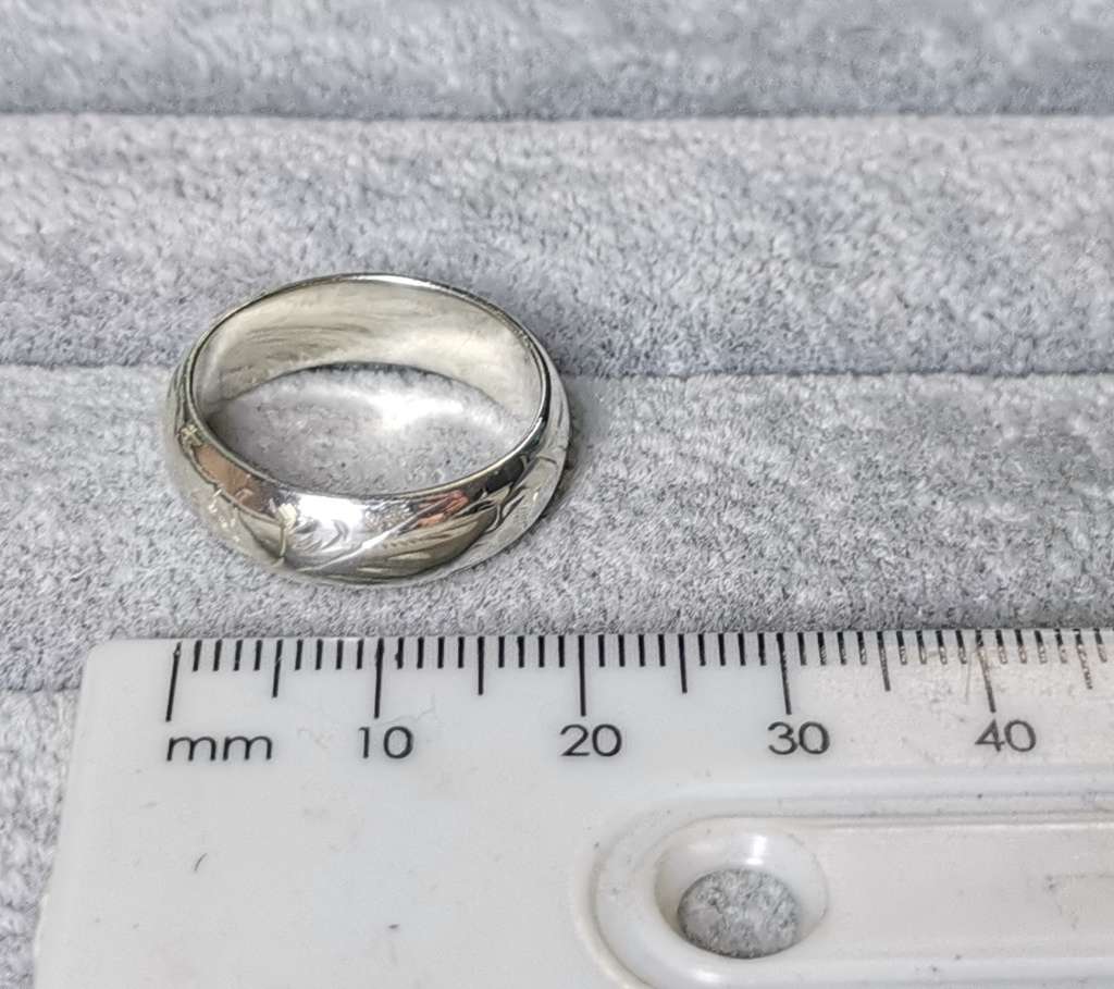 Detailed Silver Ring