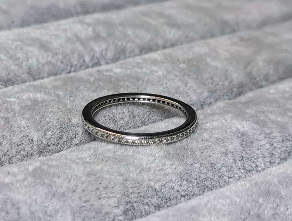 *R1 Auction* Silver Full Eternity