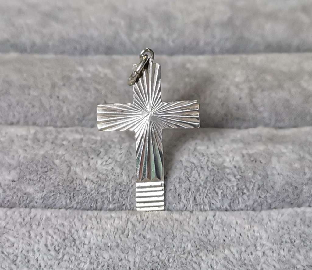 Cute Silver Cross Pendant