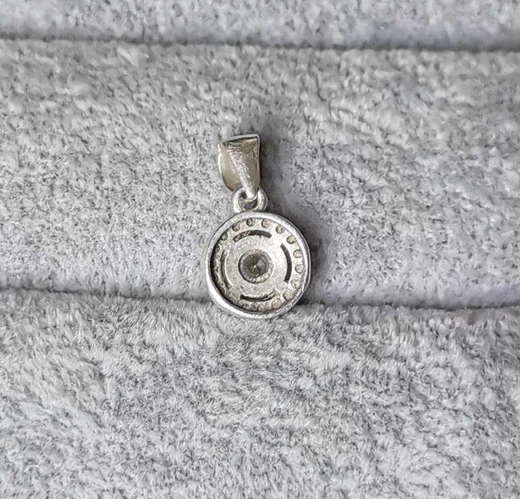 Dazzling Silver Pendant