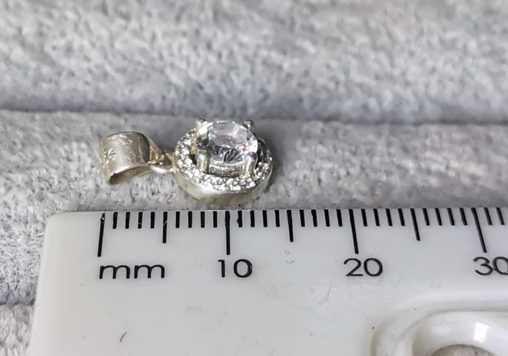 Dazzling Silver Pendant