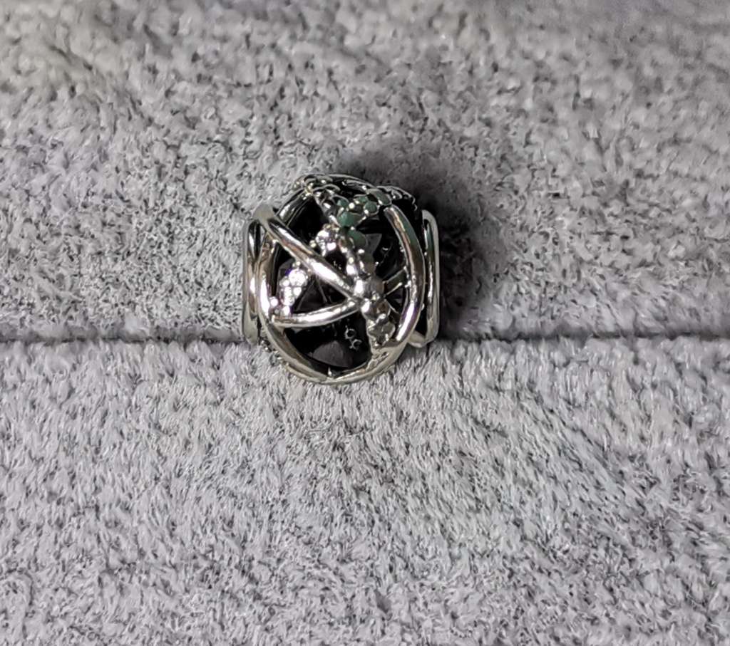 Pandora Sparkling Lines Openwork Charm