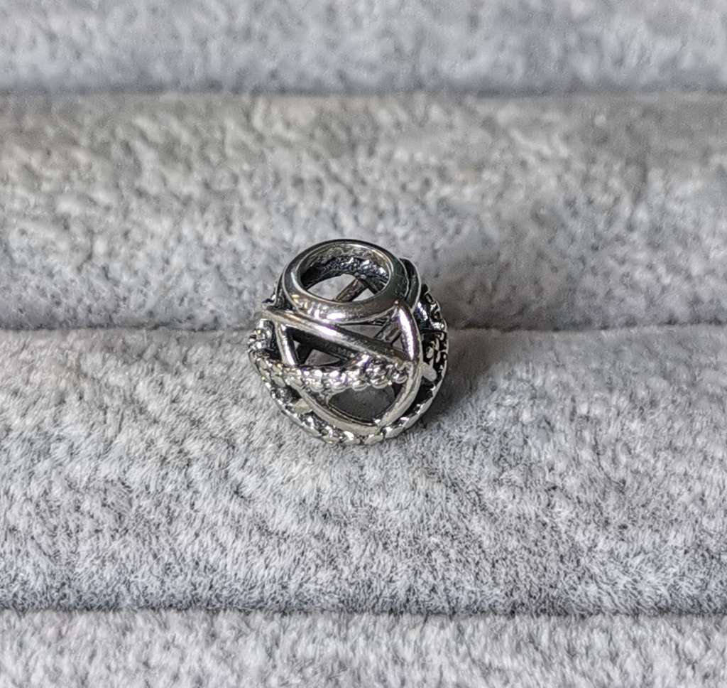 Pandora Sparkling Lines Openwork Charm