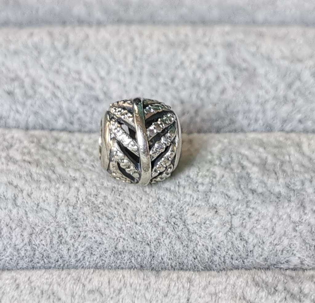 Pandora Light As A Feather Charm