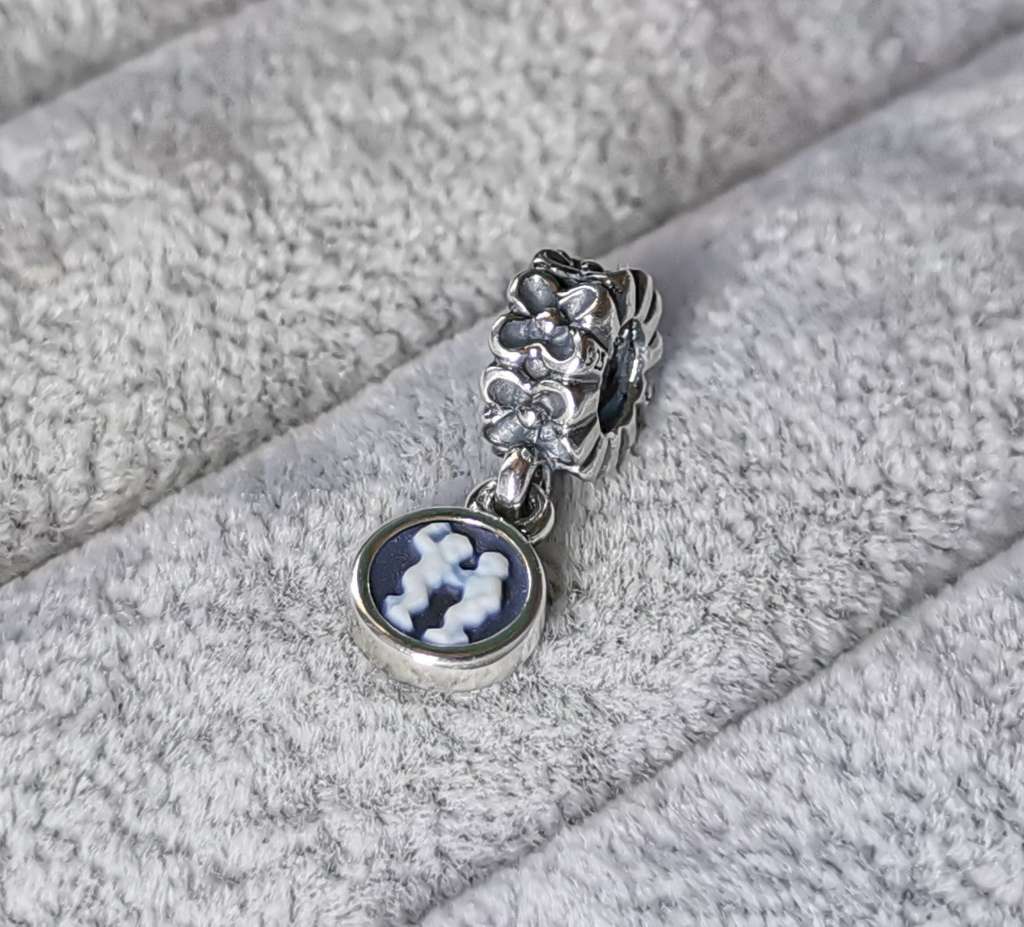 Pandora Gemini Agate Cameo Charm