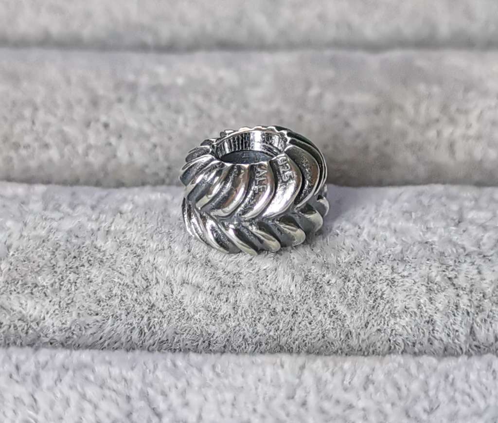 Pandora Making Waves Charm