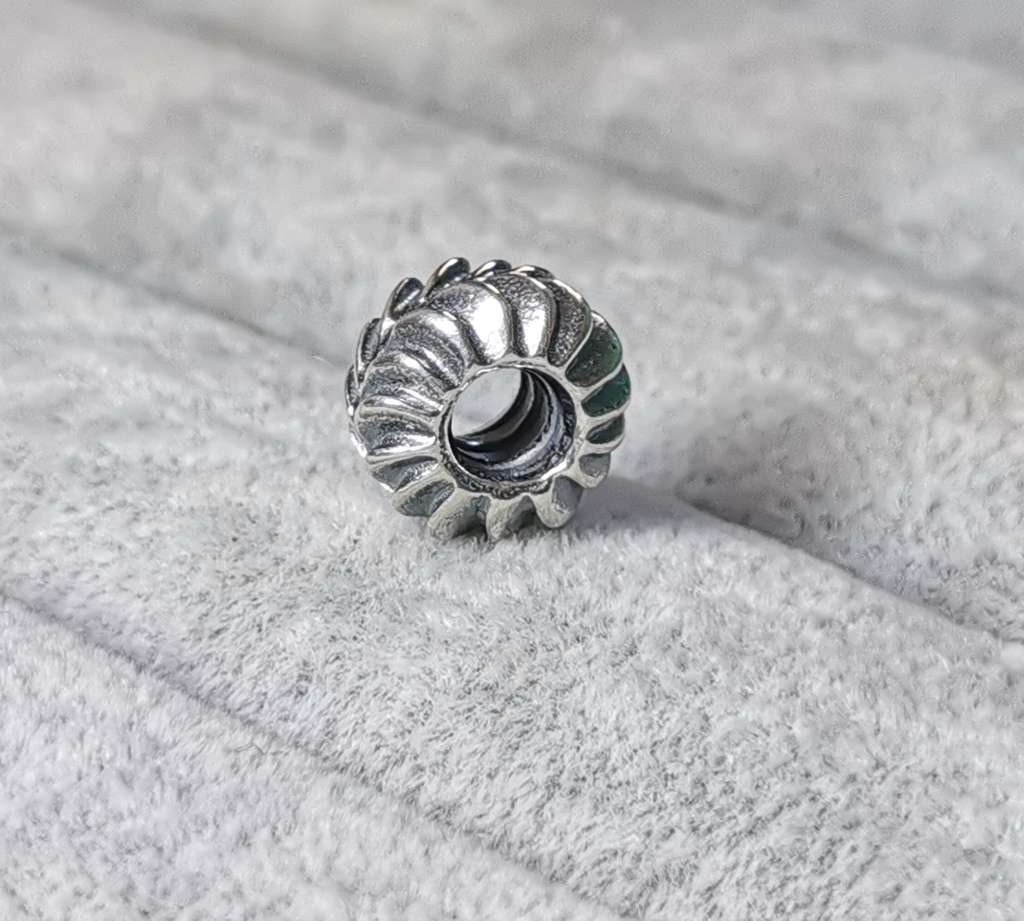 Pandora Making Waves Charm