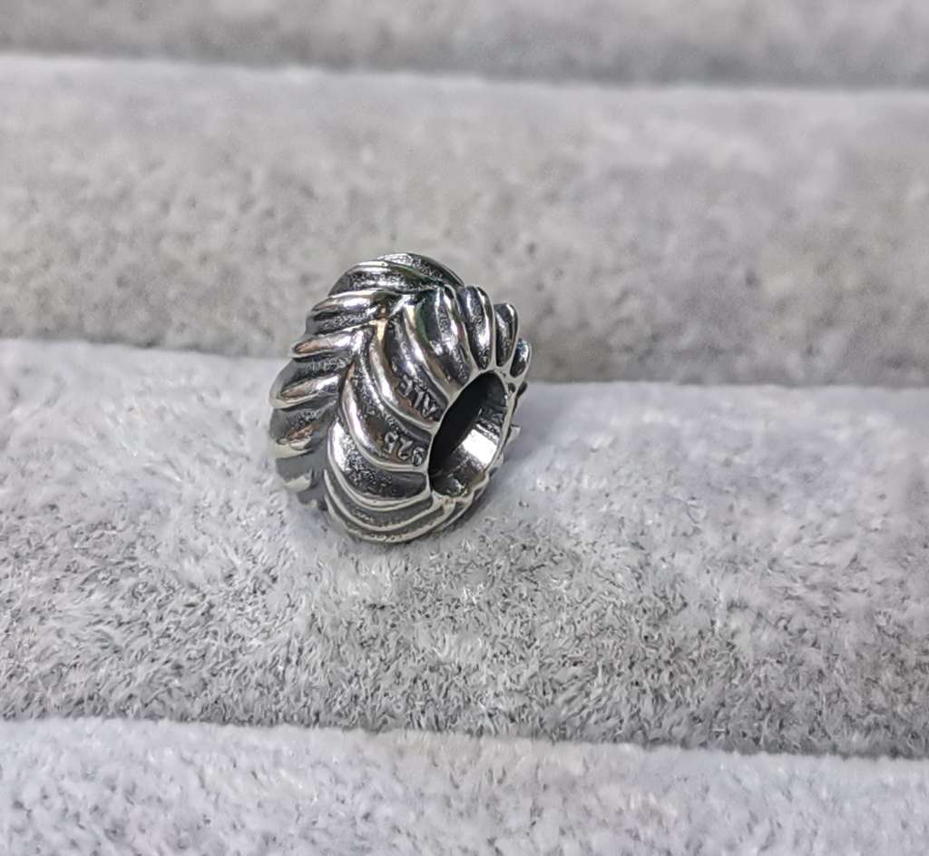 Pandora Making Waves Charm