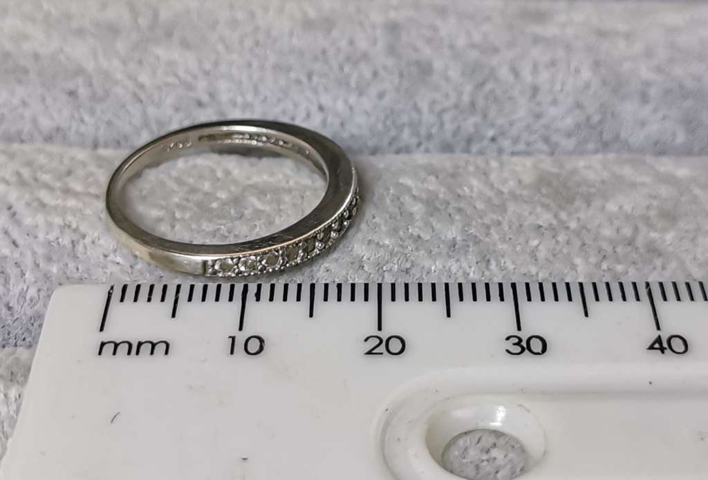 *R1 Auction* Silver Half Eternity Ring