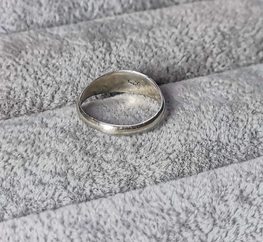 *R1 Auction* Detailed Silver Ring