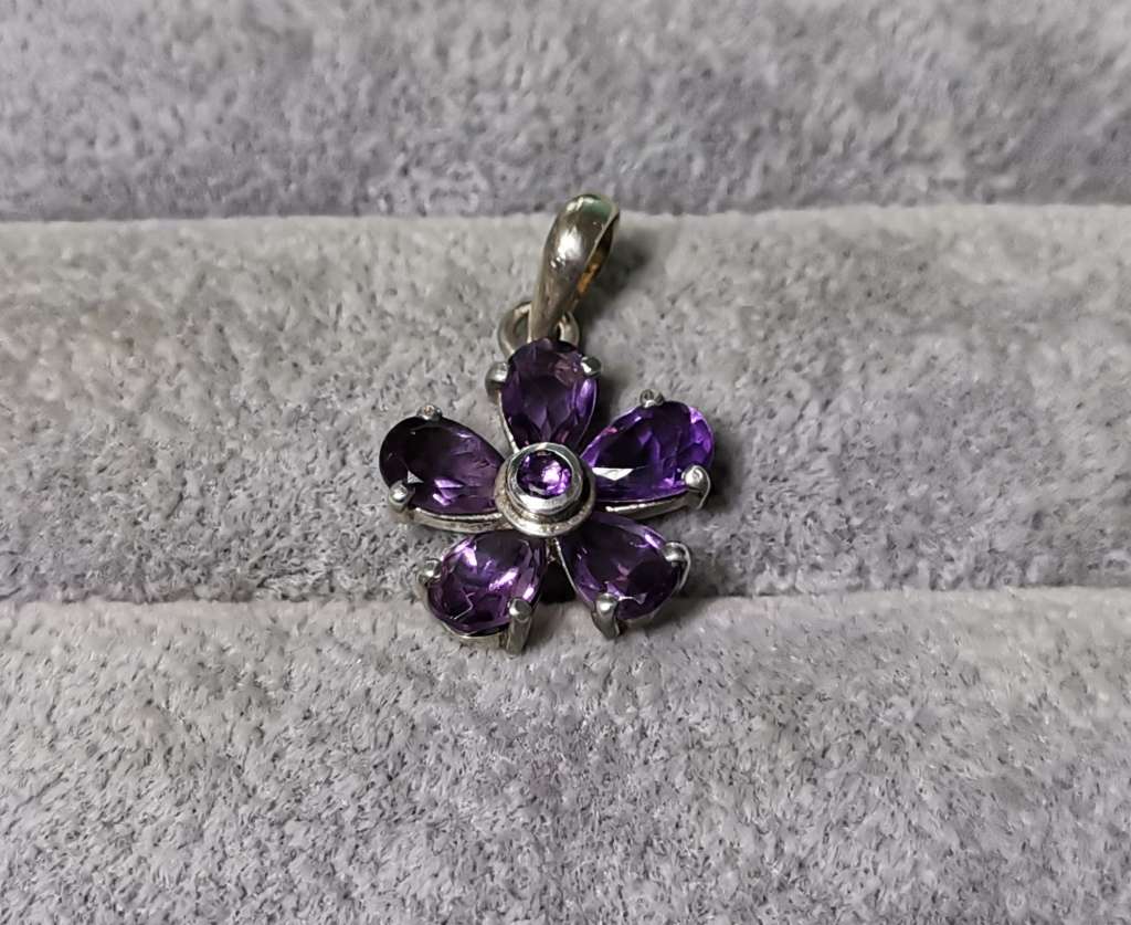 Dazzling Silver Flower Pendant