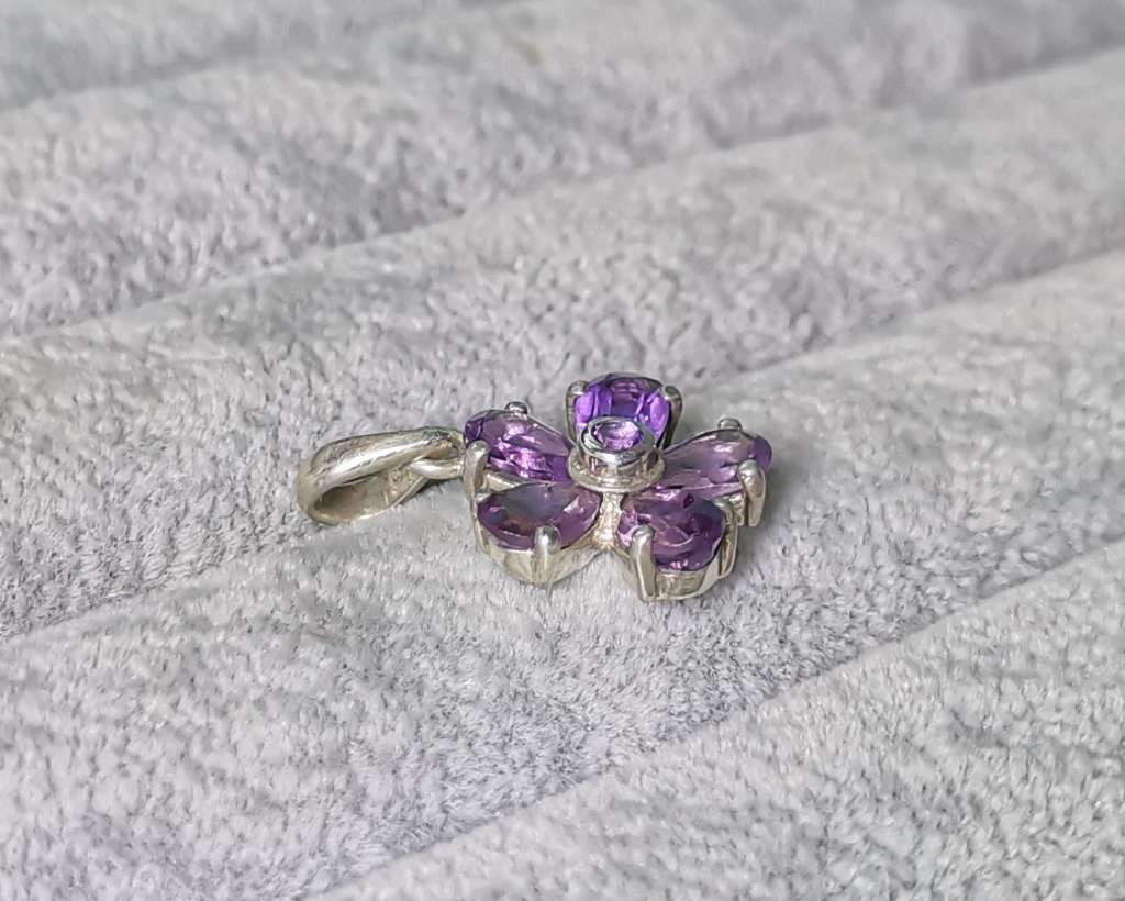 Dazzling Silver Flower Pendant