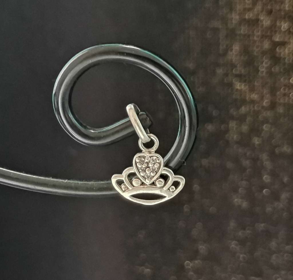 Cute Silver Crwon Pendant