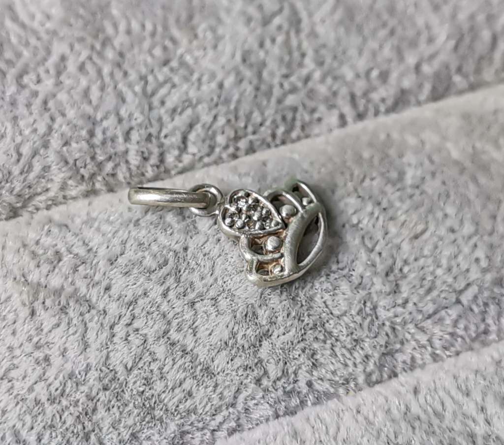 Cute Silver Crwon Pendant