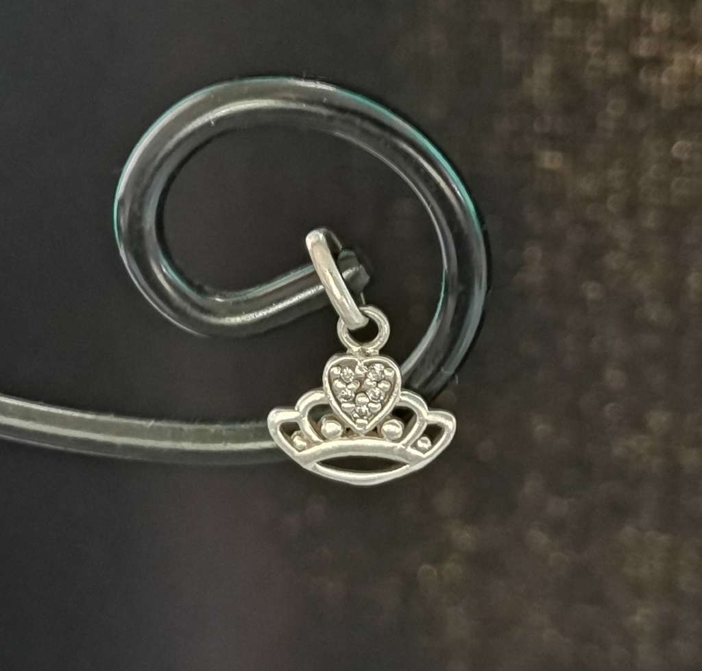 Cute Silver Crwon Pendant