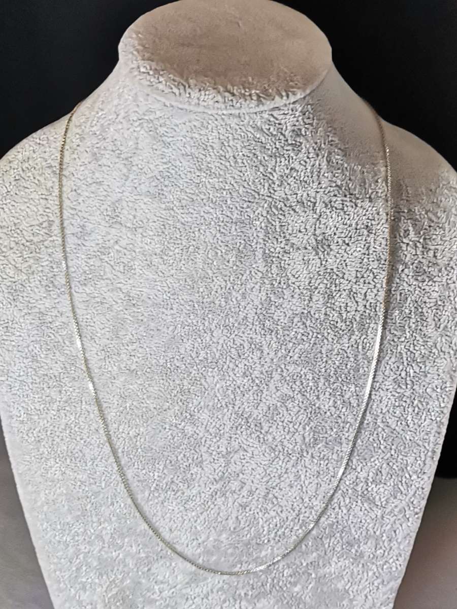 Thin Silver Chain