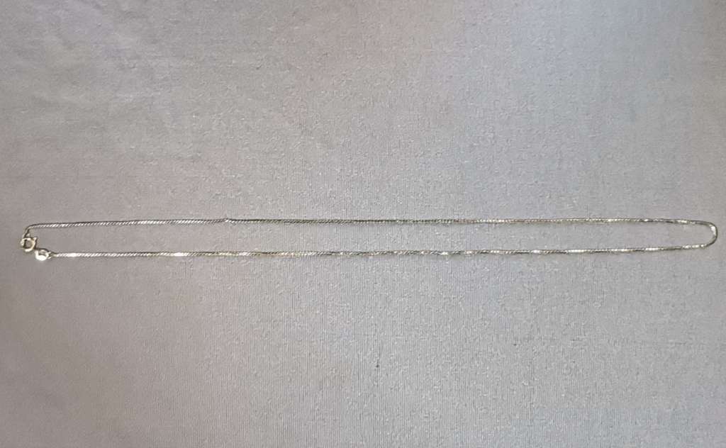 Thin Silver Chain