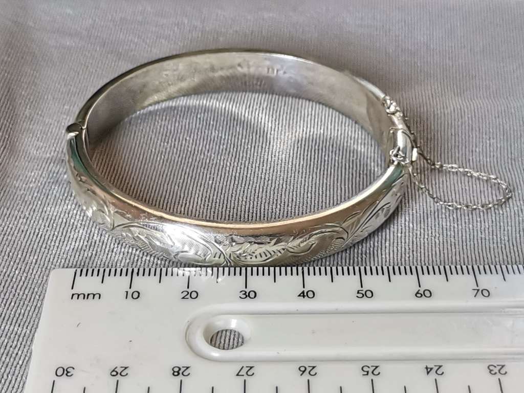 Detailed Silver Bangle