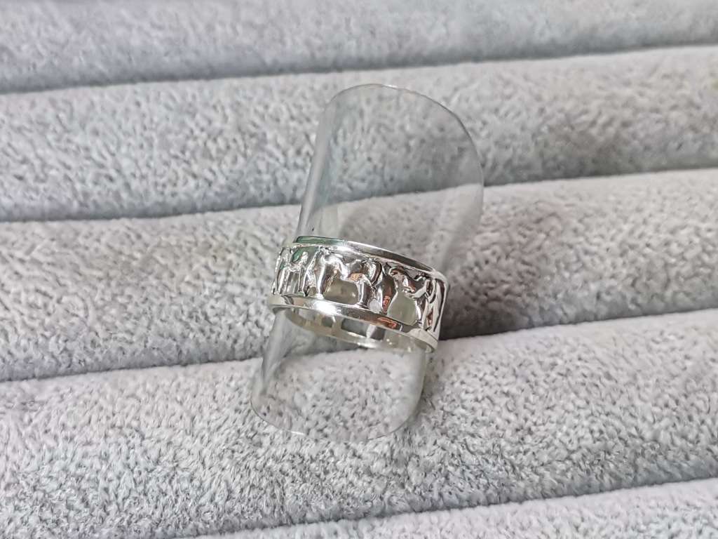 Silver Elephant Ring