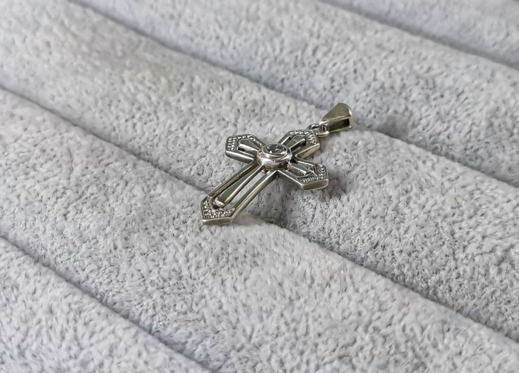 Silver Cross Pendant