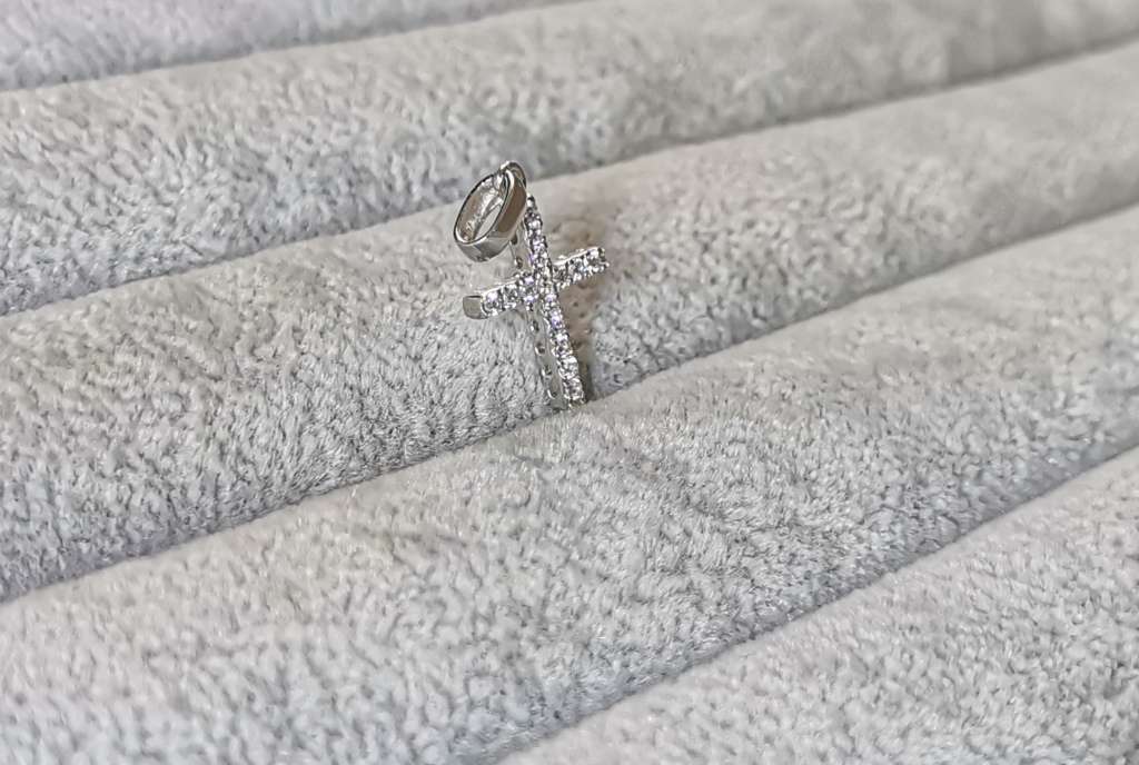 Silver Cross Pendant