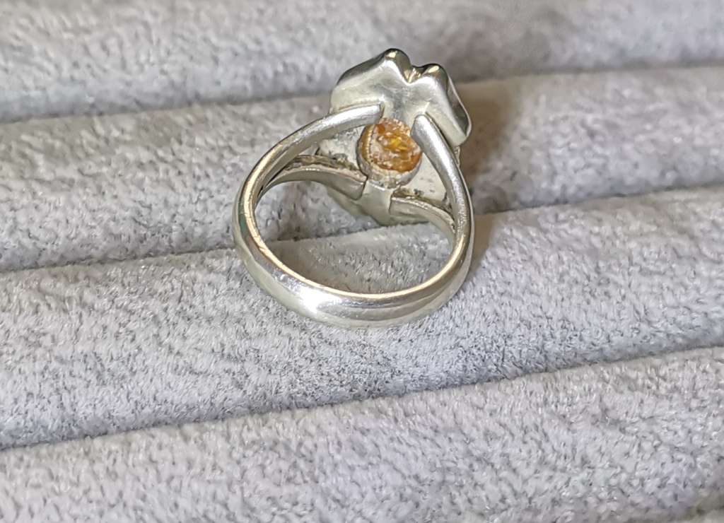 Silver Amber Ring
