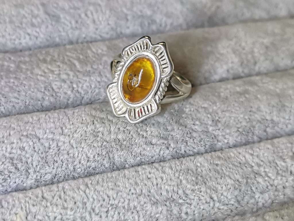 Silver Amber Ring