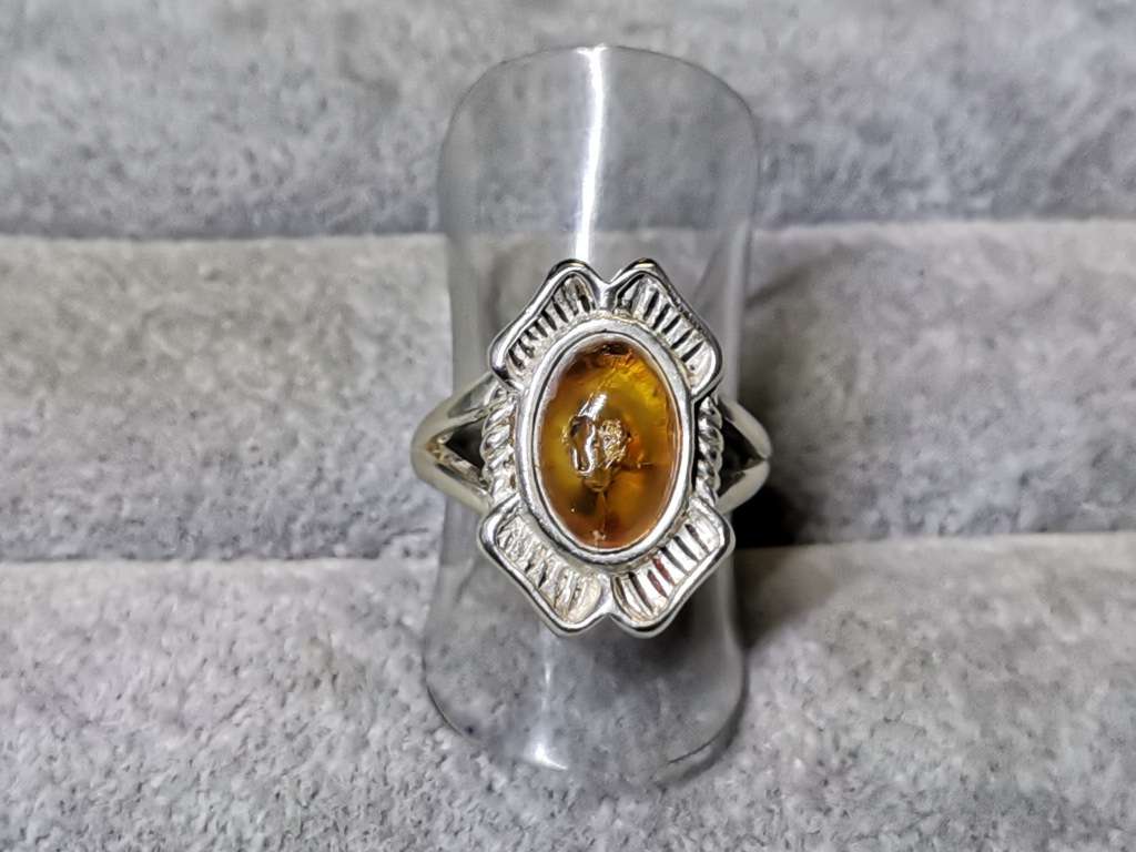 Silver Amber Ring