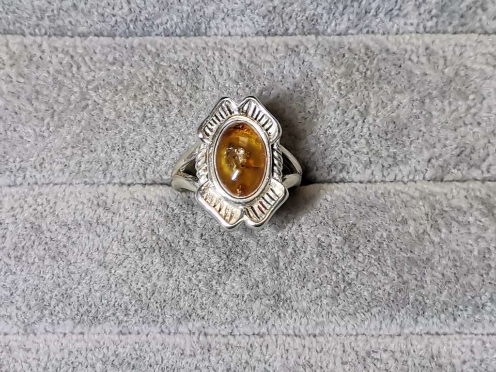 Silver Amber Ring