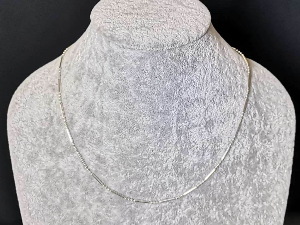 Pretty Silver Necklace
