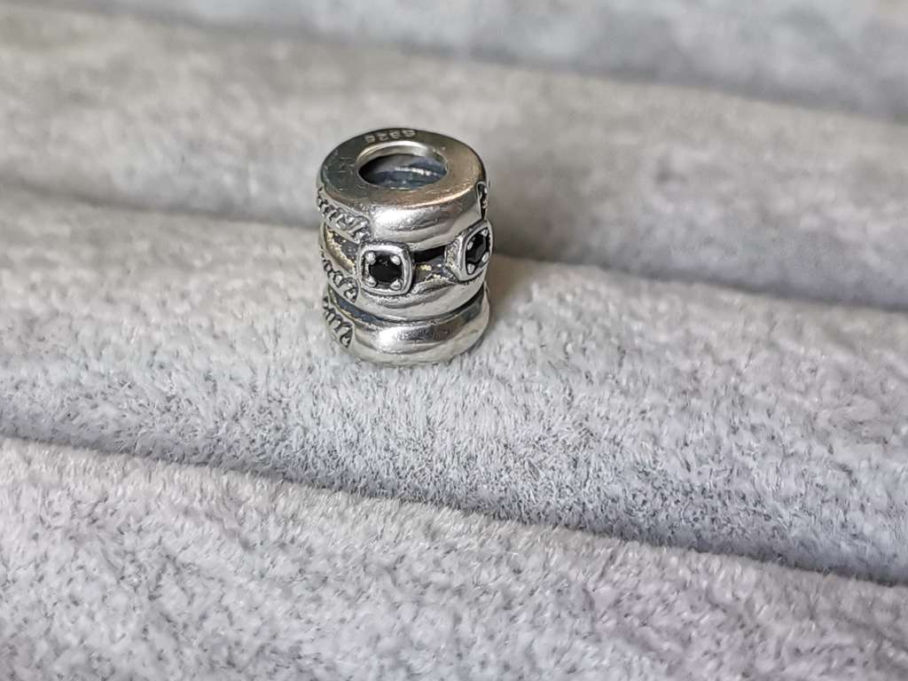 Pandora `Live Love Laugh` Charm