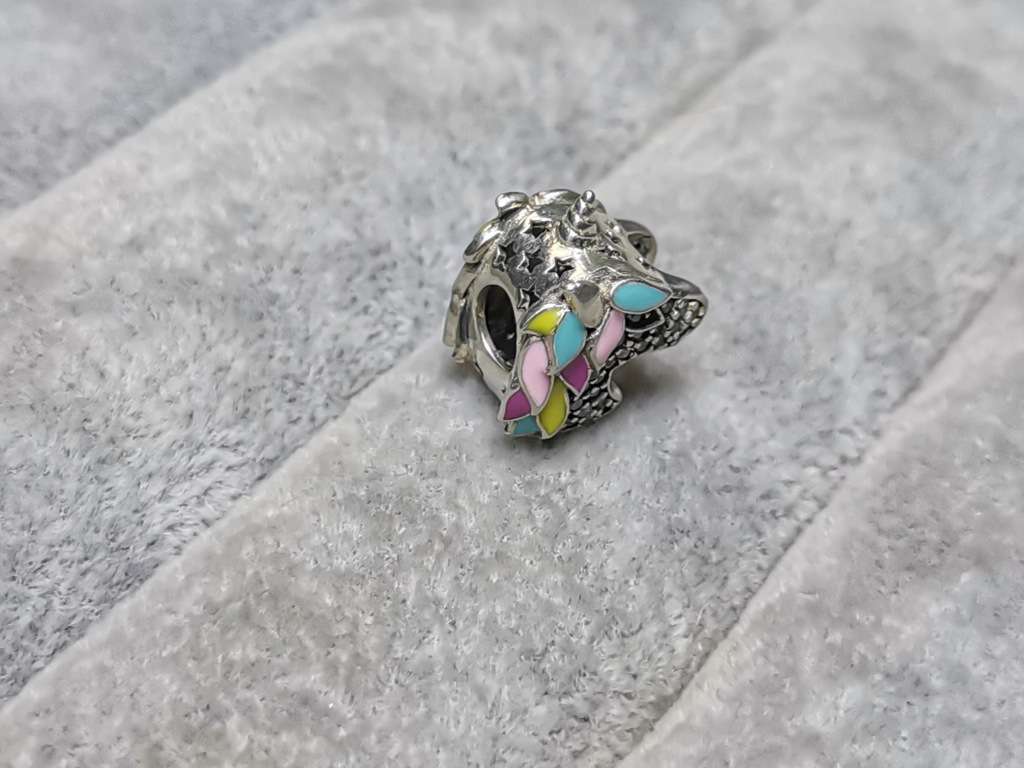 *R1 Auction* Silver Unicorn Charm