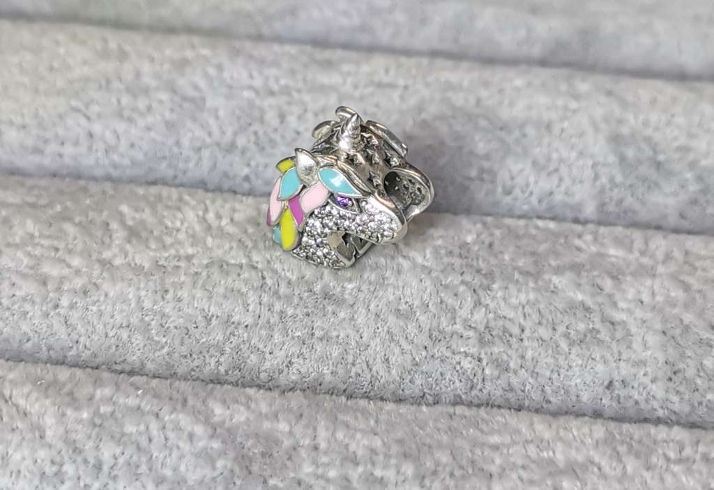 *R1 Auction* Silver Unicorn Charm