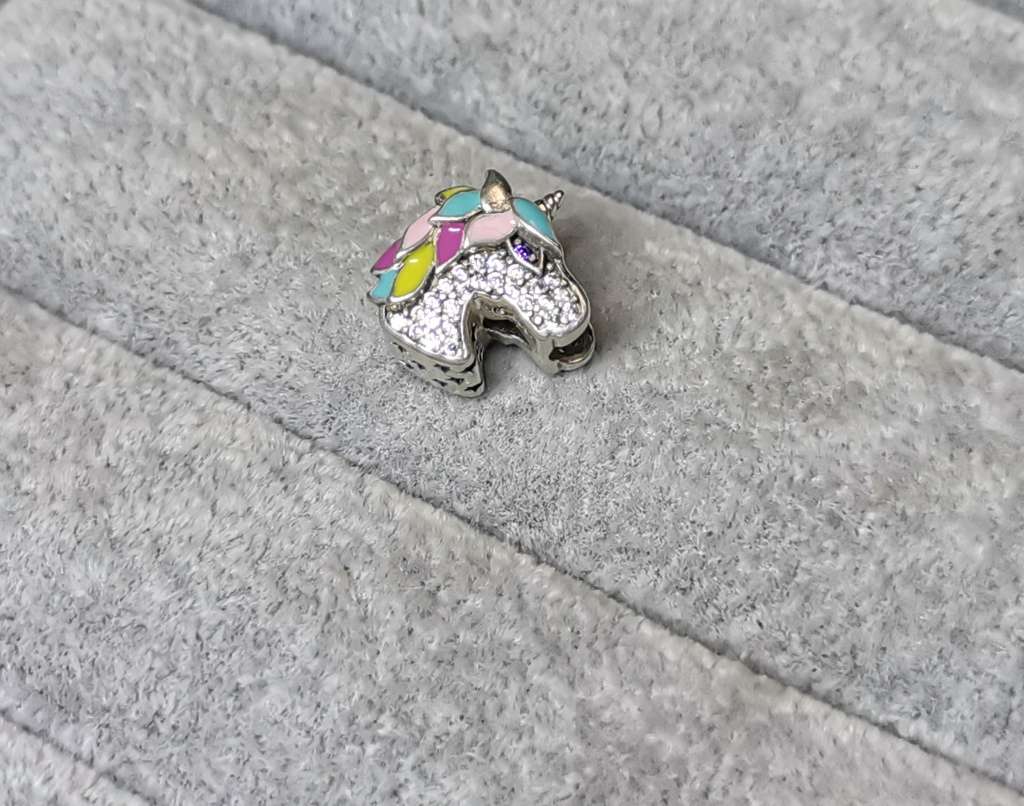 *R1 Auction* Silver Unicorn Charm