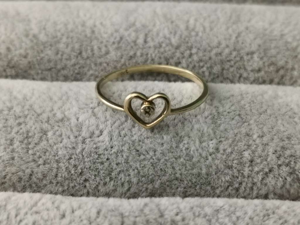 9ct Gold Heart Ring