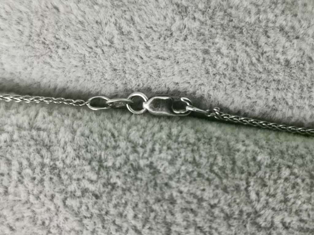 Thin 9ct White Gold Chain