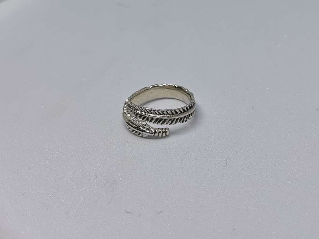 Silver Feather Ring