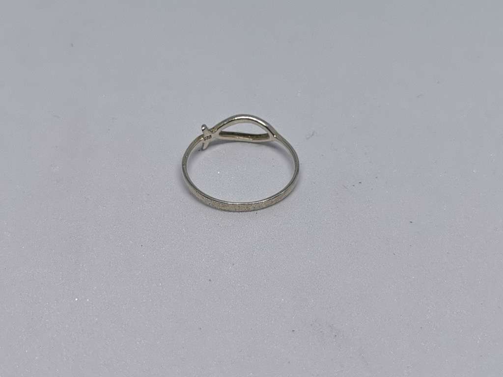 *R1 Auction* Silver Fish Ring