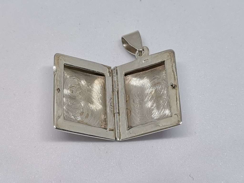 Silver Locket Pendant