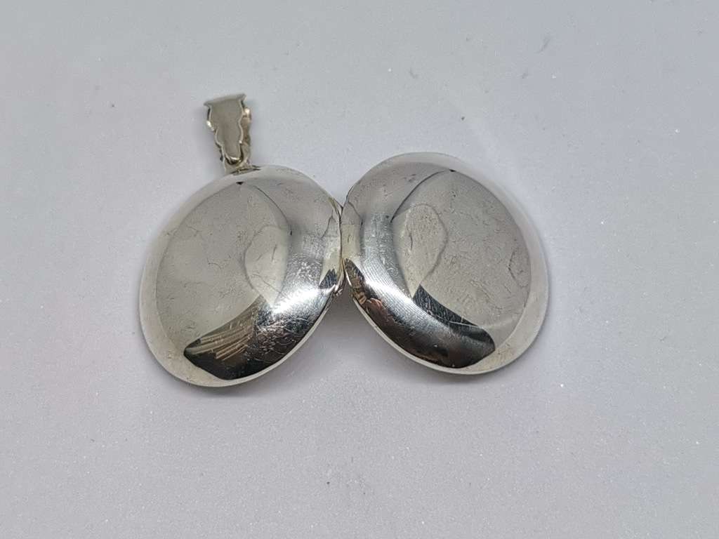 Silver Locket Pendant