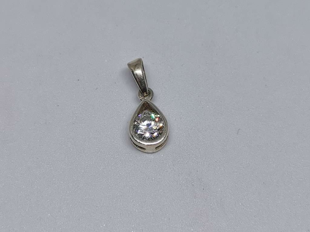 Silver Teardrop Pendant