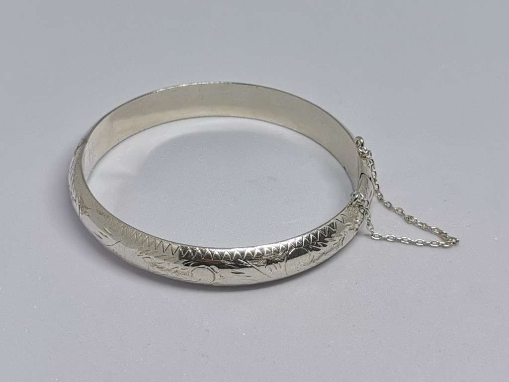 Detailed Silver Bracelet