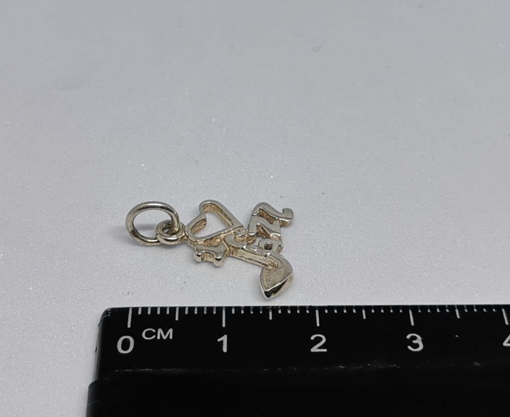 *R1 Auction* Silver Jazz Charm