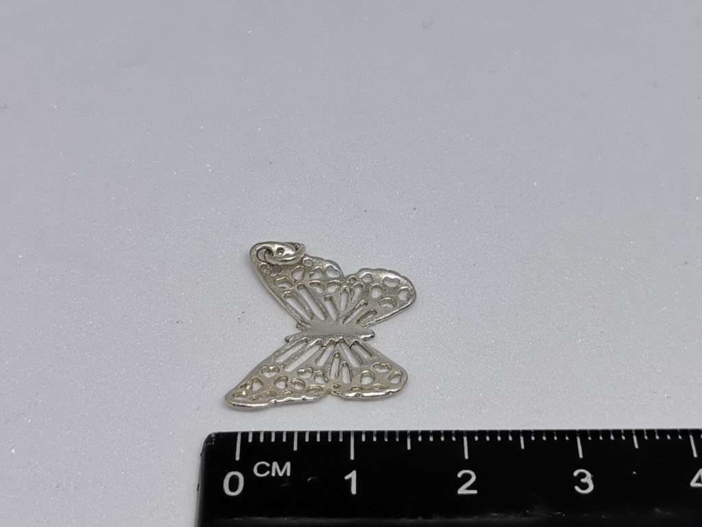 *R1 Auction* Silver Butterfly Charm