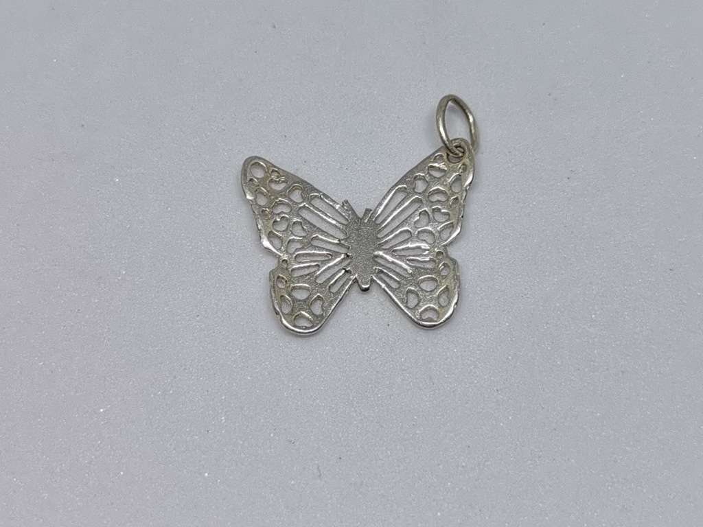 *R1 Auction* Silver Butterfly Charm