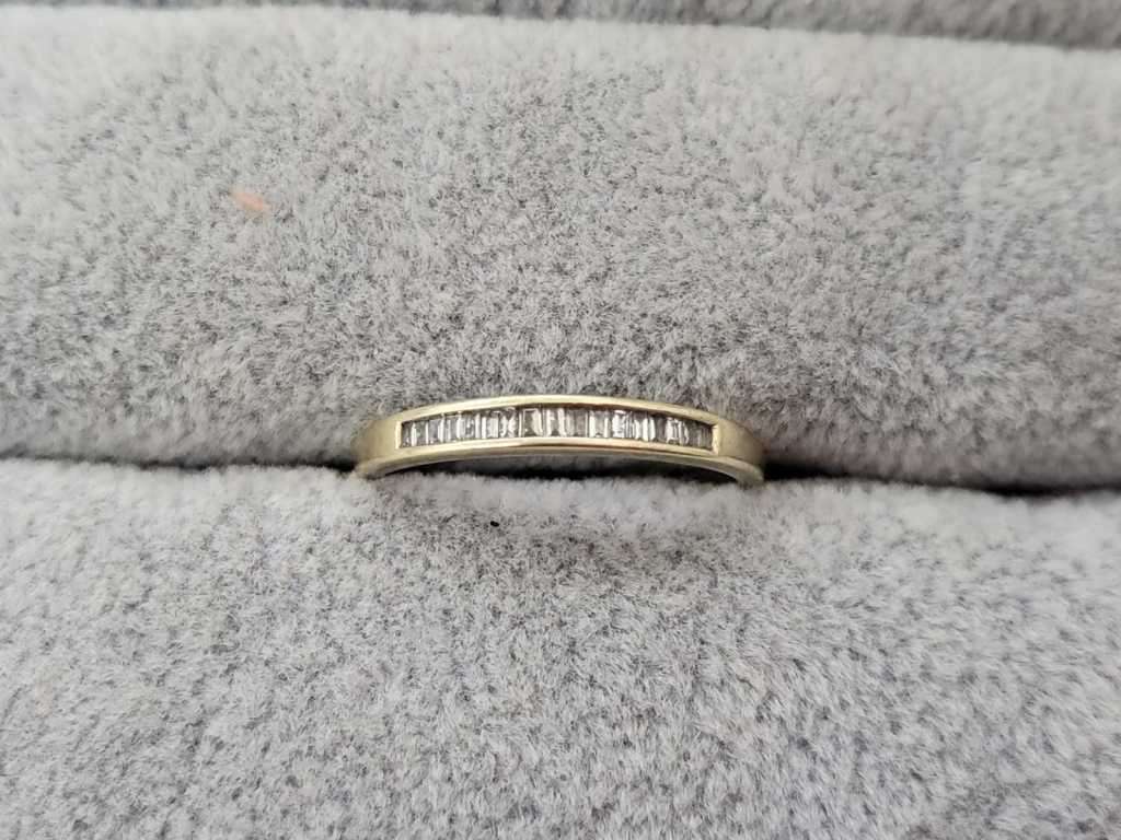9ct Gold Half-Eternity Ring